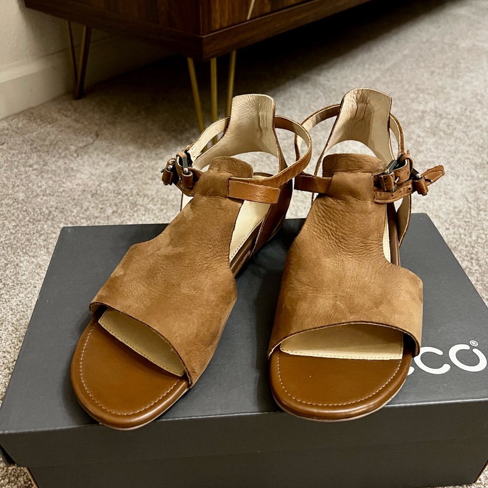 Ecco Women’s Touch 25 Hooded Sandal